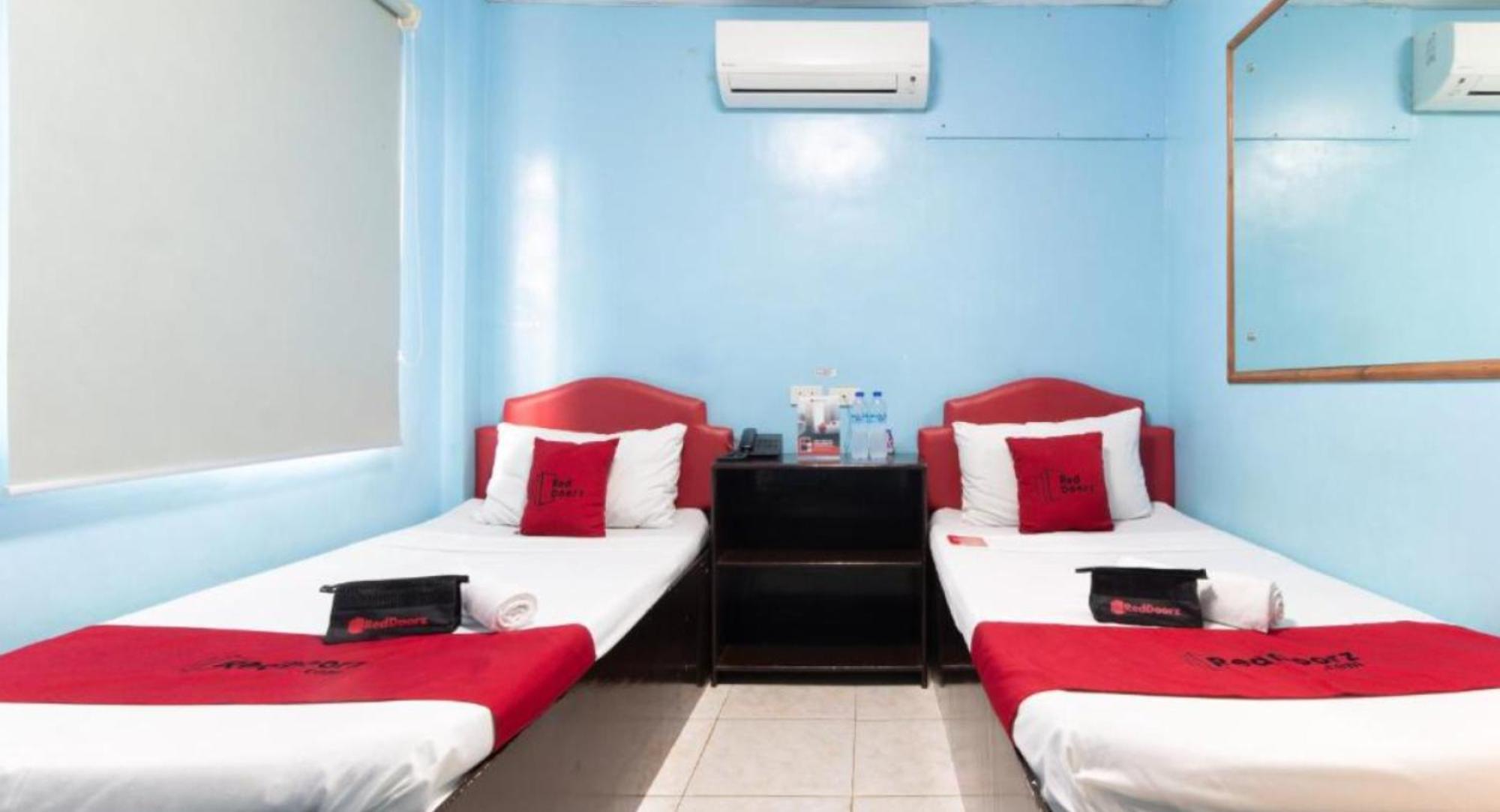 Reddoorz @ Picas Sagkahan Tacloban Exterior foto